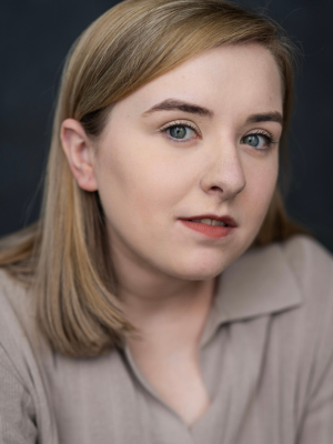 Robin Hood - pheobe Holmes.png Robin Hood - pheobe Holmes.png
