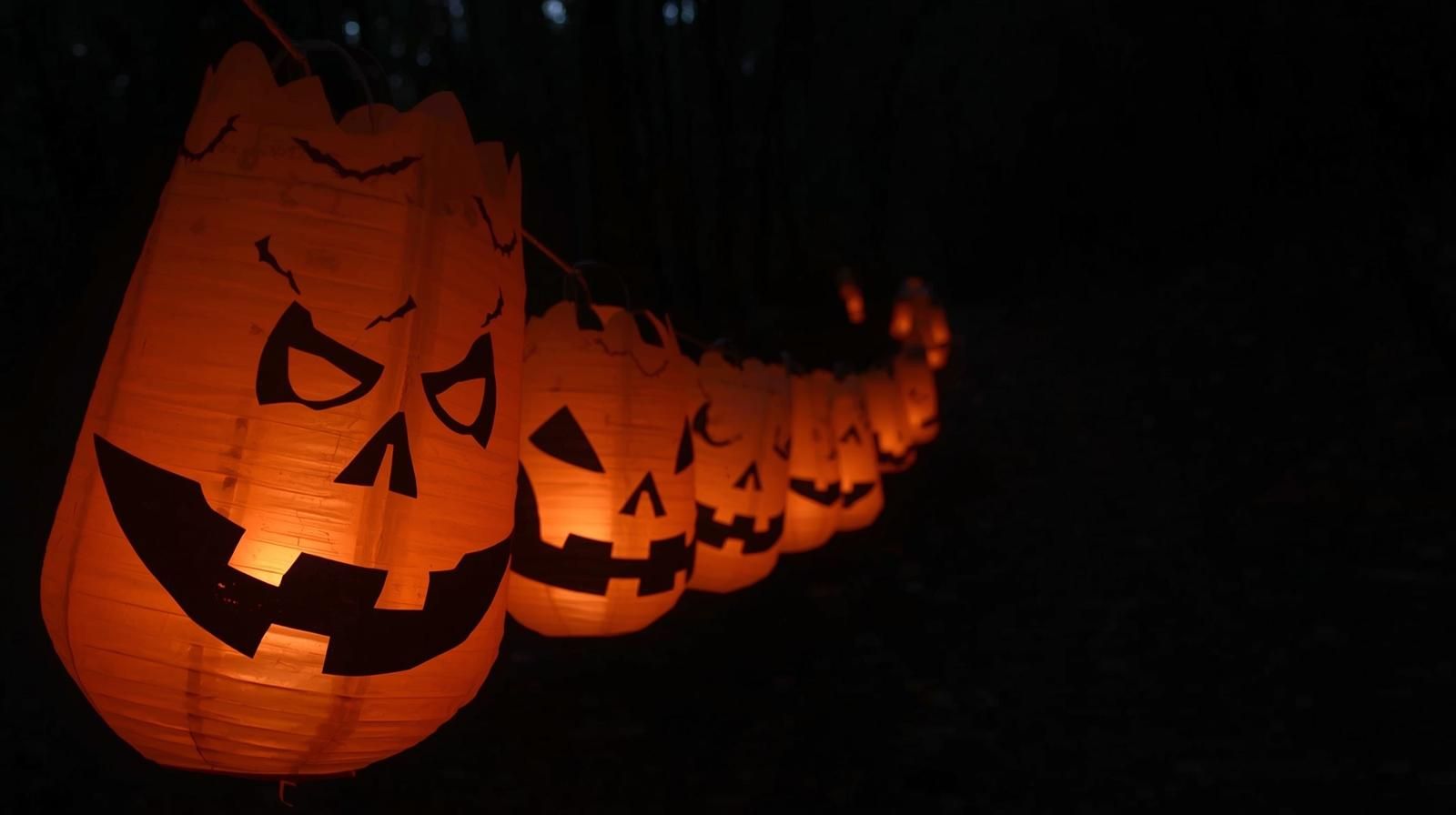 Spooky Lantern Trail Spooky Lantern Trail
