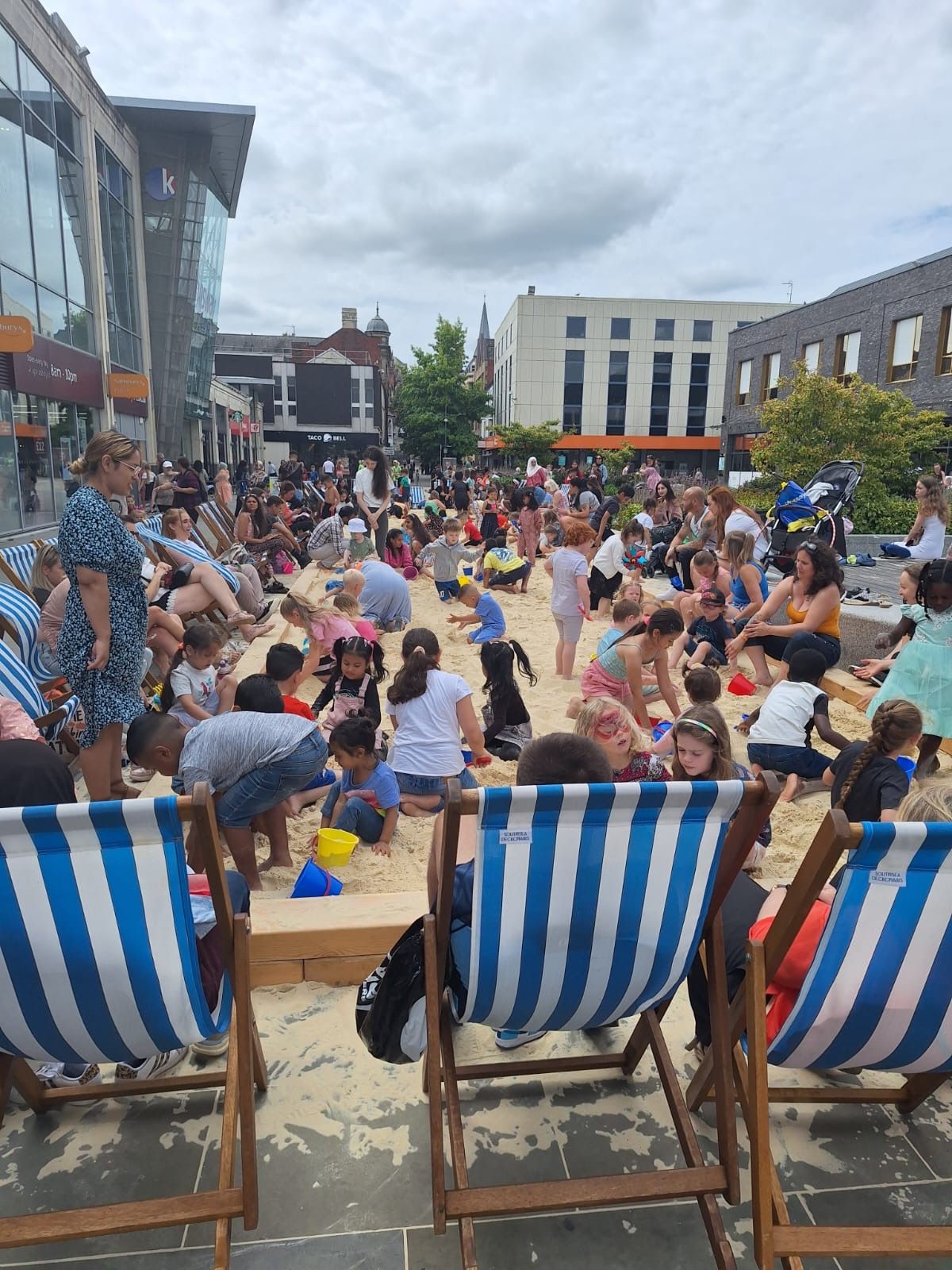 Urban Beach 02 2026